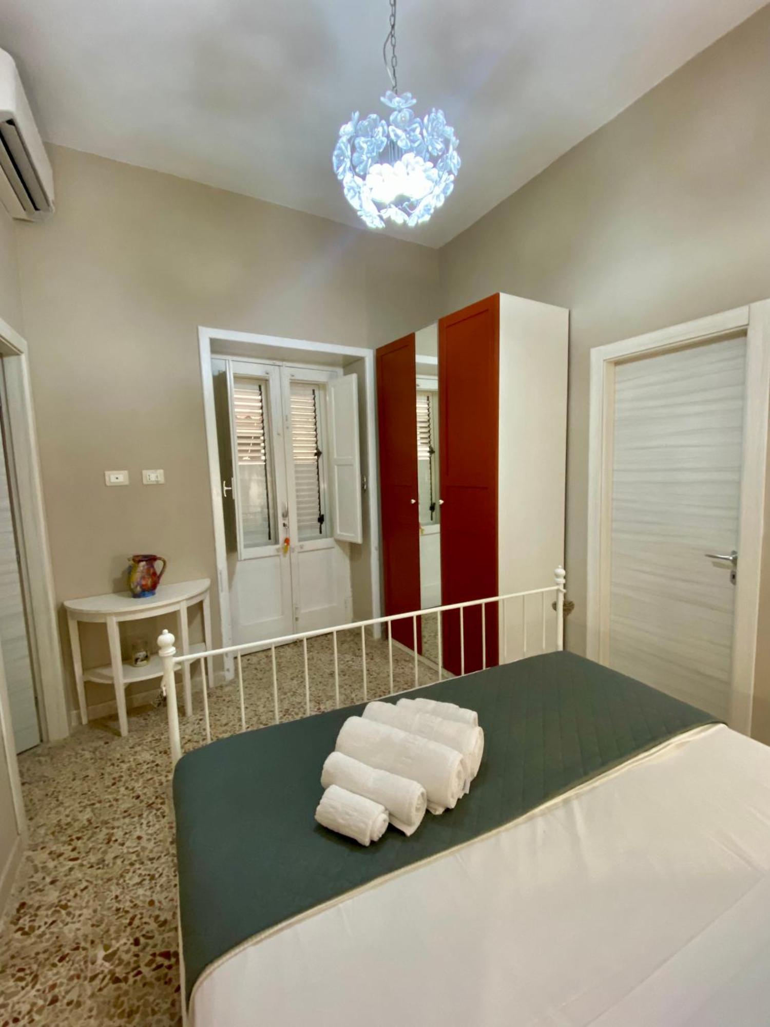 Delizia House Ortigia,Centro Citta, Vicino Al Mare Syracuse Exterior foto